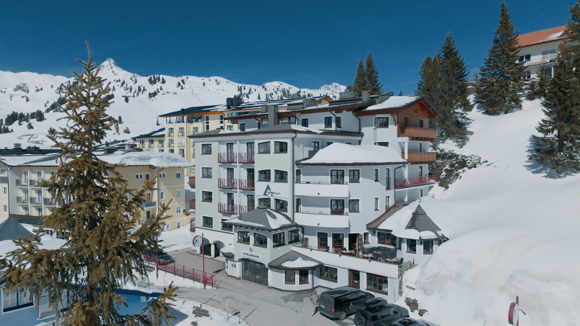 Alphatauern Health Resort - Adults Only 15 Plus Obertauern Exteriör bild